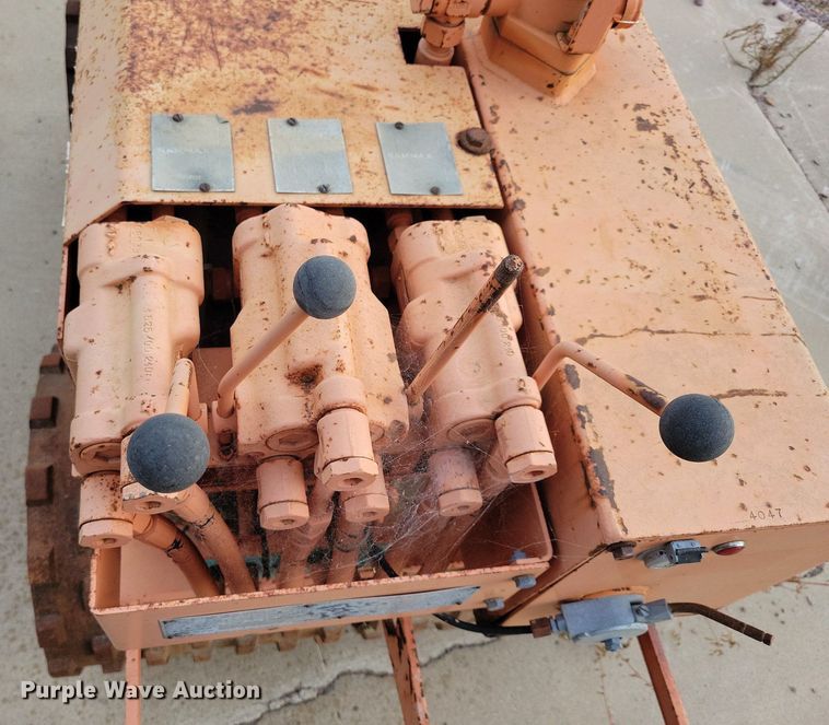 image for item DR4456 1986 Rammax Tramper trench compactor