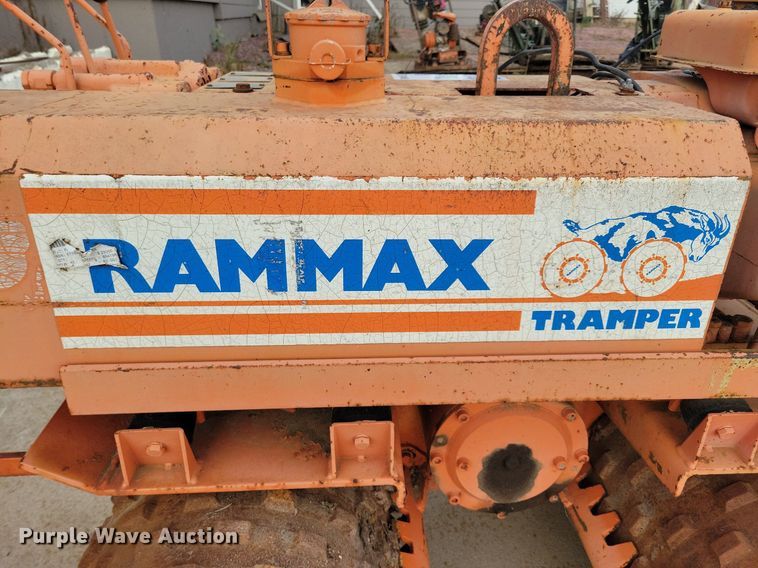 image for item DR4456 1986 Rammax Tramper trench compactor