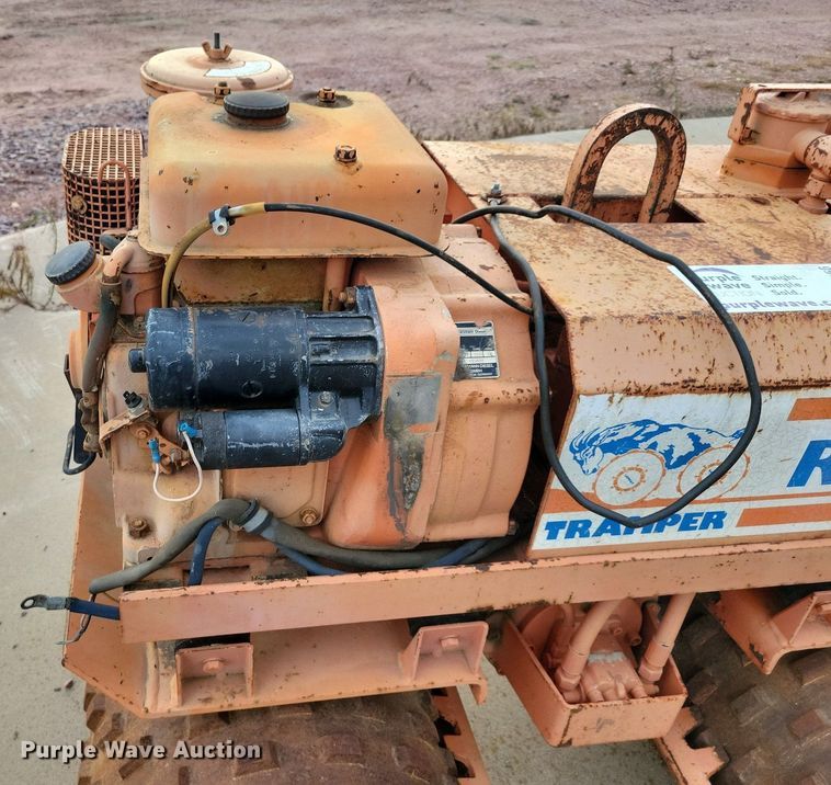 image for item DR4456 1986 Rammax Tramper trench compactor