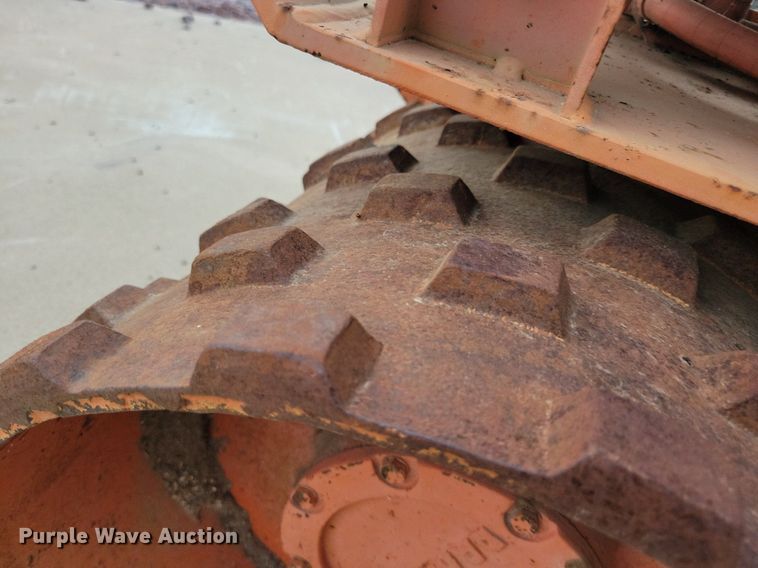 image for item DR4456 1986 Rammax Tramper trench compactor