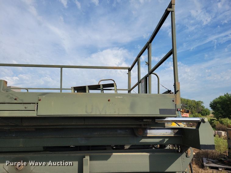 image for item DR4458 1997 MCT Industries UMS-D scissor lift