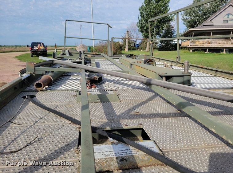 image for item DR4458 1997 MCT Industries UMS-D scissor lift