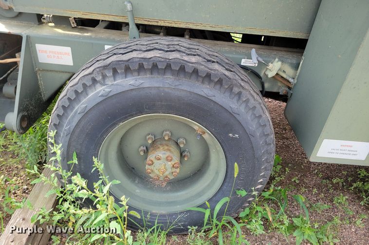 image for item DR4458 1997 MCT Industries UMS-D scissor lift