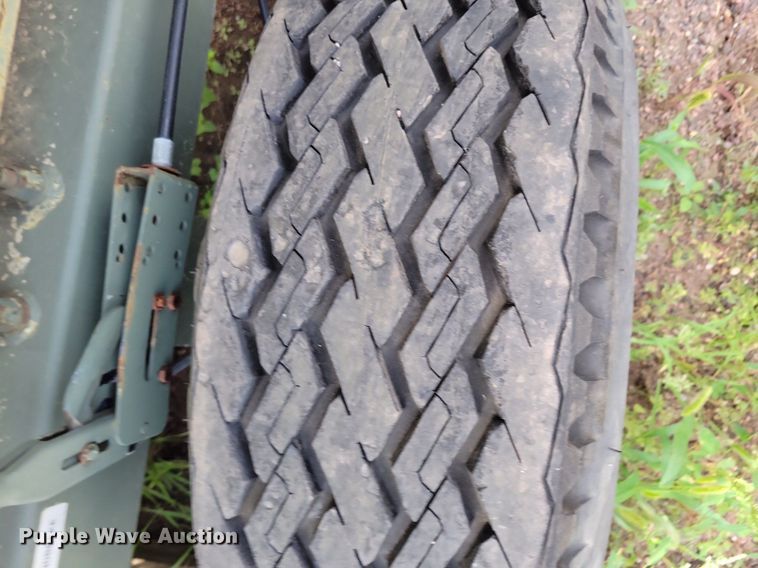 image for item DR4458 1997 MCT Industries UMS-D scissor lift