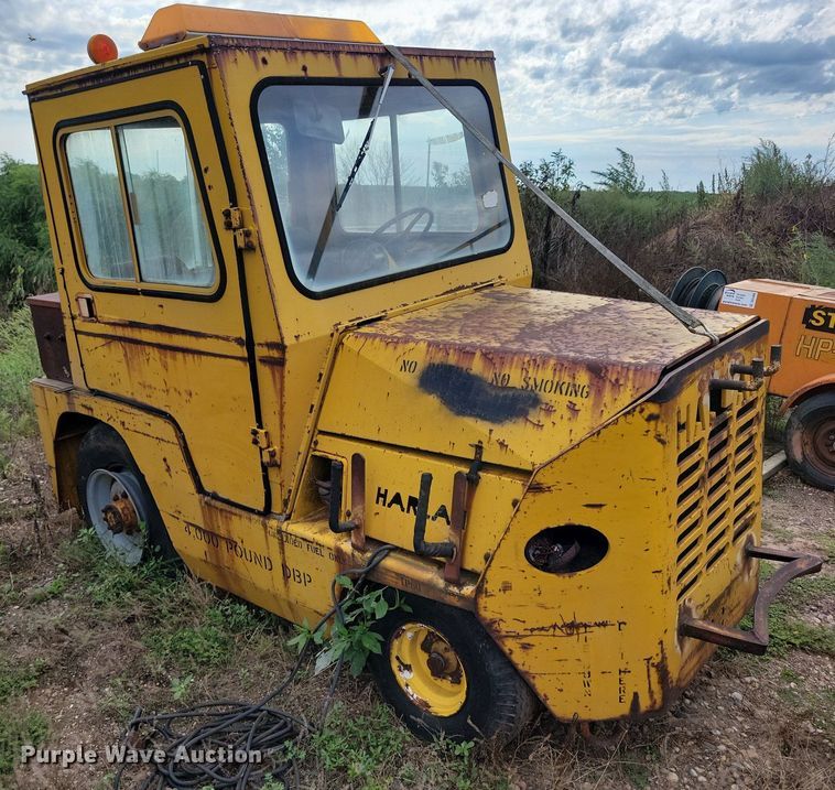 image for item DR4461 Harlan GHTKJ40 aircraft tug