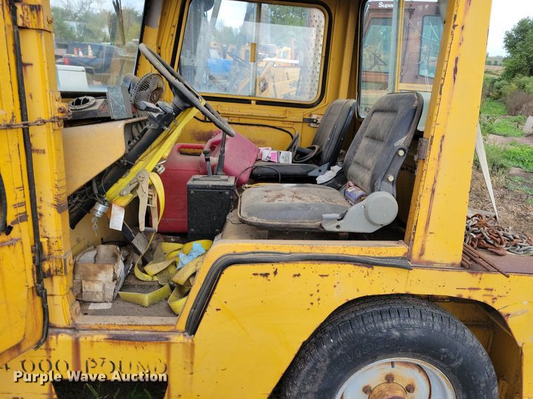 image for item DR4461 Harlan GHTKJ40 aircraft tug