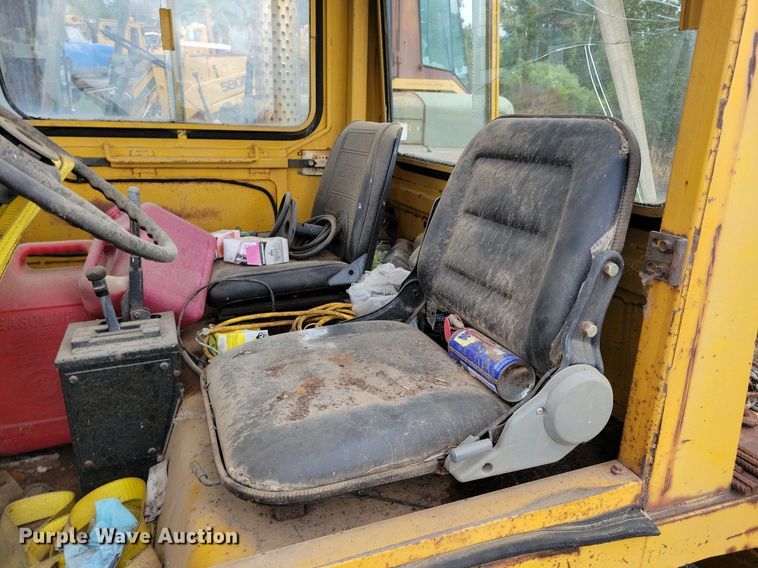 image for item DR4461 Harlan GHTKJ40 aircraft tug