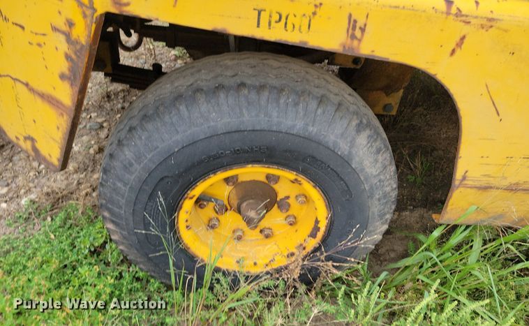 image for item DR4461 Harlan GHTKJ40 aircraft tug