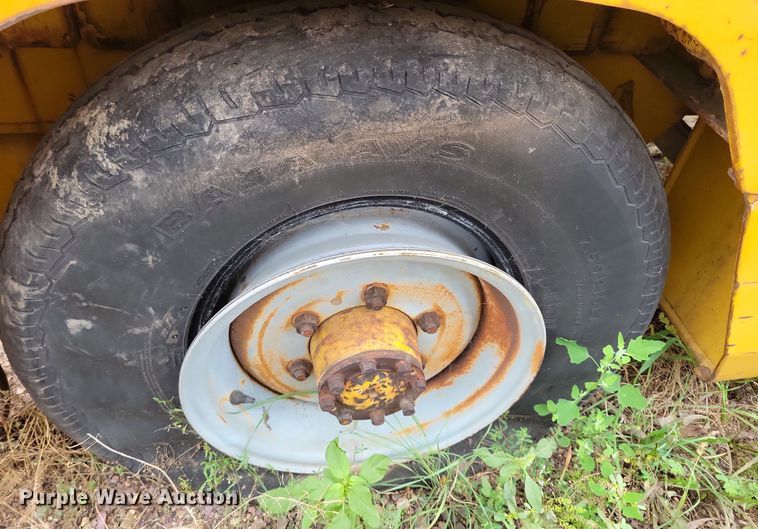 image for item DR4461 Harlan GHTKJ40 aircraft tug