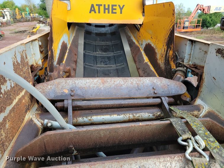 image for item DR4467 1986 Athey 712-D windrow elevator