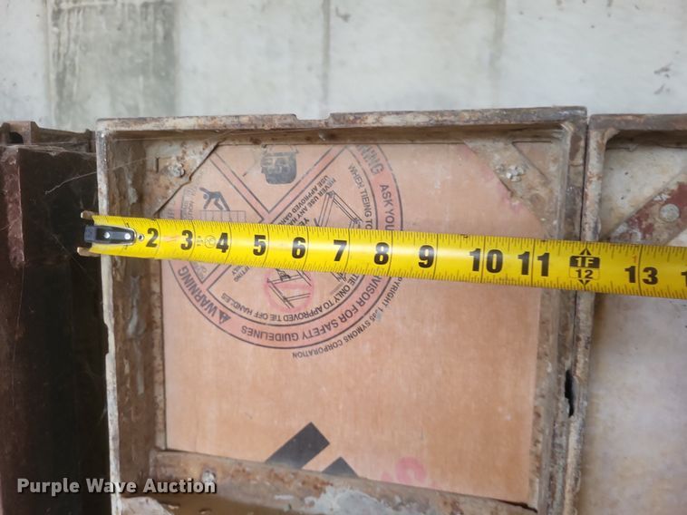 image for item DR4979 Approximately 180 5' H concrete forms 