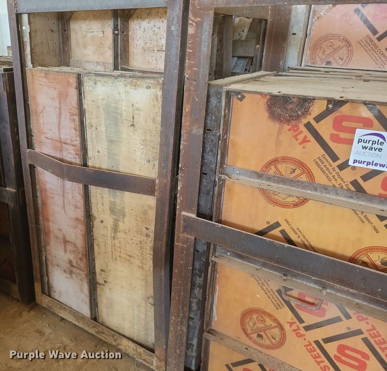 image for item DR4980 Approximately 396 4' H concrete forms 