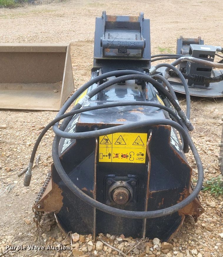 image for item DR4997 2020 Bobcat 40FM excavator flail mower