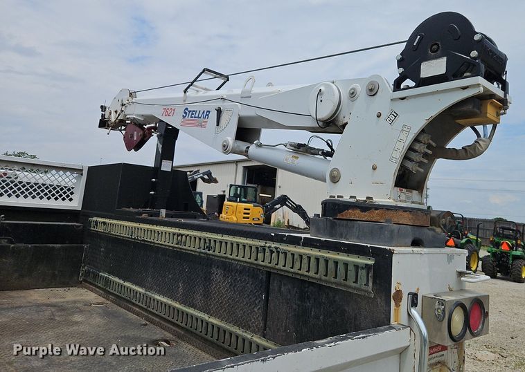 image for item DR8668 2012 Ford  F550 XL Super Duty utility / service truck