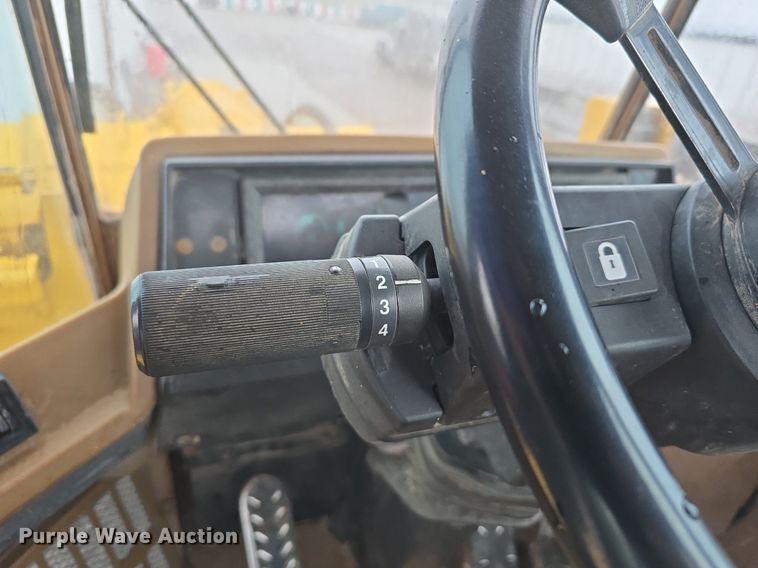 image for item DS4740 1993 Caterpillar 970F wheel loader