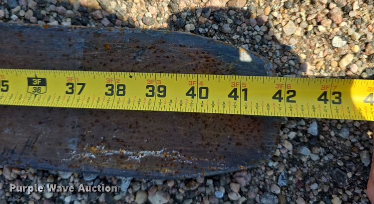 image for item DS4753 2009 Caterpillar TH407 telehandler