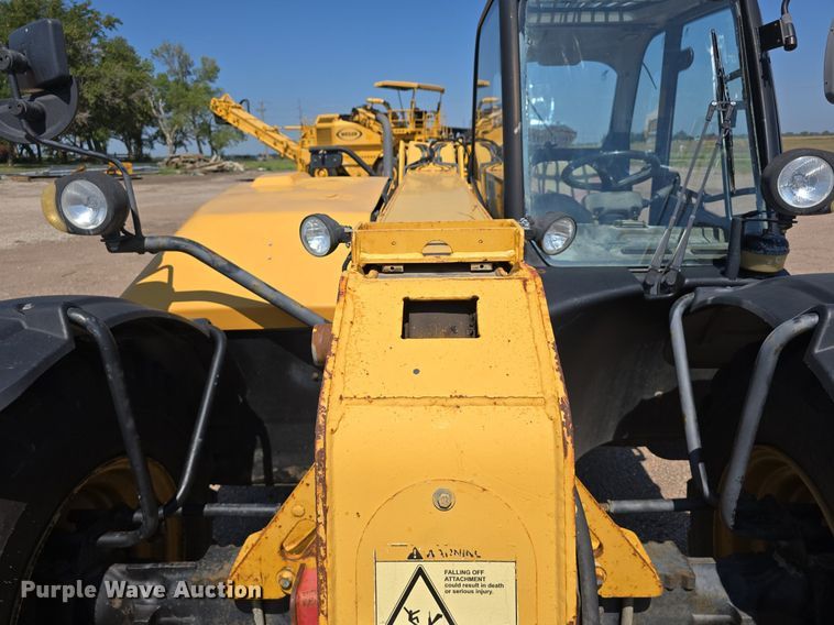 image for item DS4753 2009 Caterpillar TH407 telehandler