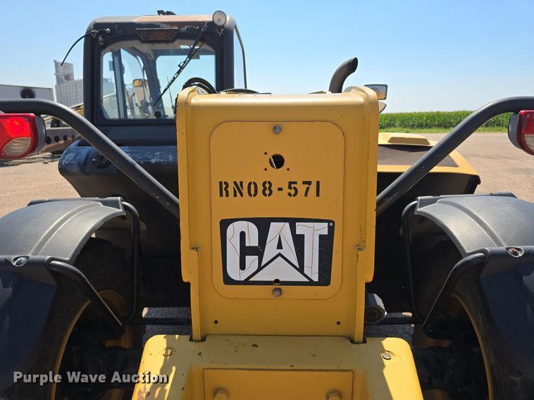 image for item DS4753 2009 Caterpillar TH407 telehandler