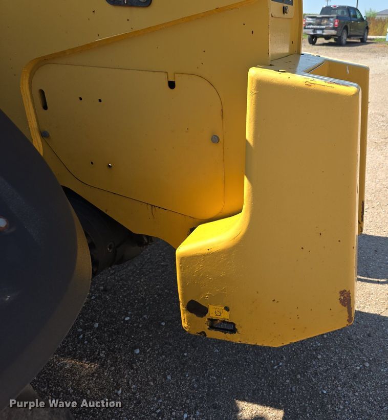 image for item DS4753 2009 Caterpillar TH407 telehandler