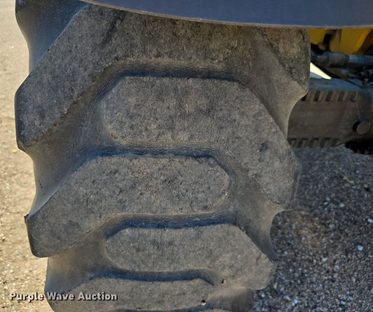 image for item DS4753 2009 Caterpillar TH407 telehandler