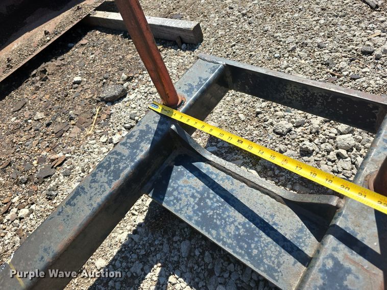 image for item DS4753 2009 Caterpillar TH407 telehandler