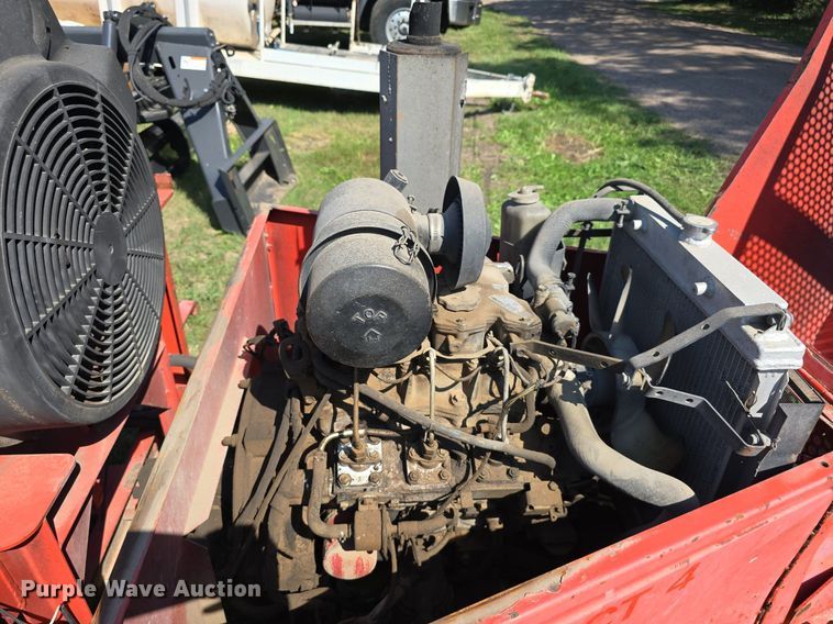 image for item DS4756 2001 Crafco Supershot SS125 melter applicator