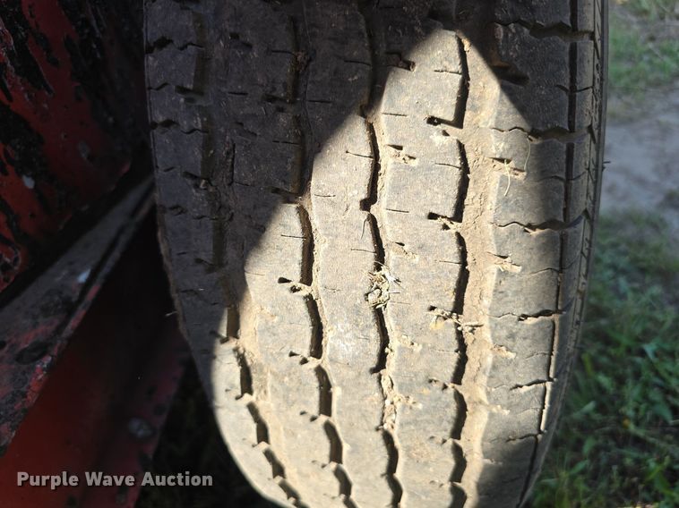 image for item DS4756 2001 Crafco Supershot SS125 melter applicator