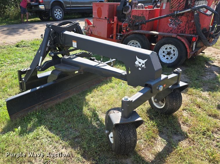 image for item DS4757 2018 Bobcat M Grader 84 skid steer grader