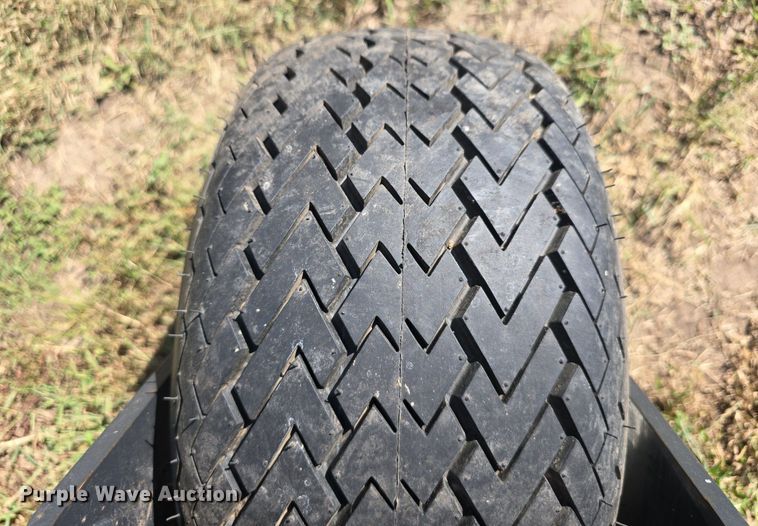 image for item DS4757 2018 Bobcat M Grader 84 skid steer grader