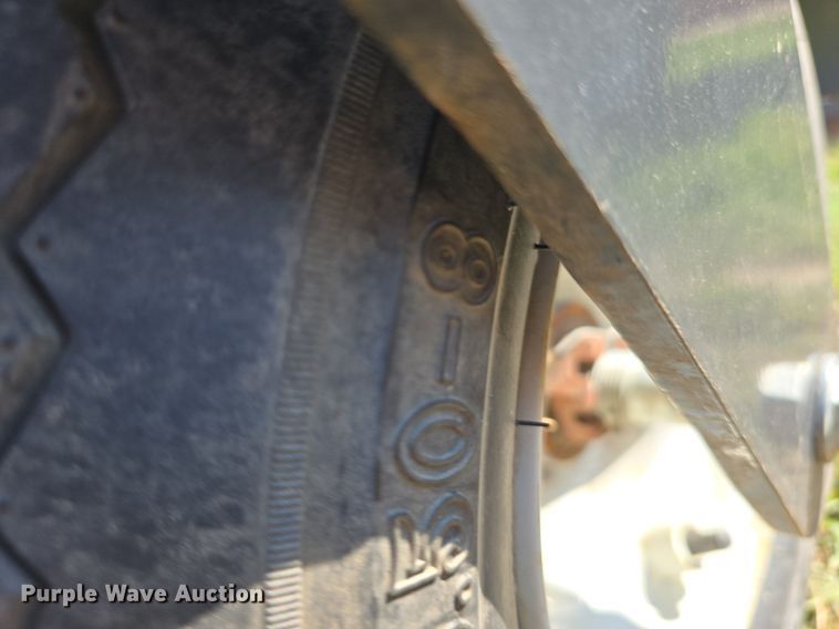 image for item DS4757 2018 Bobcat M Grader 84 skid steer grader