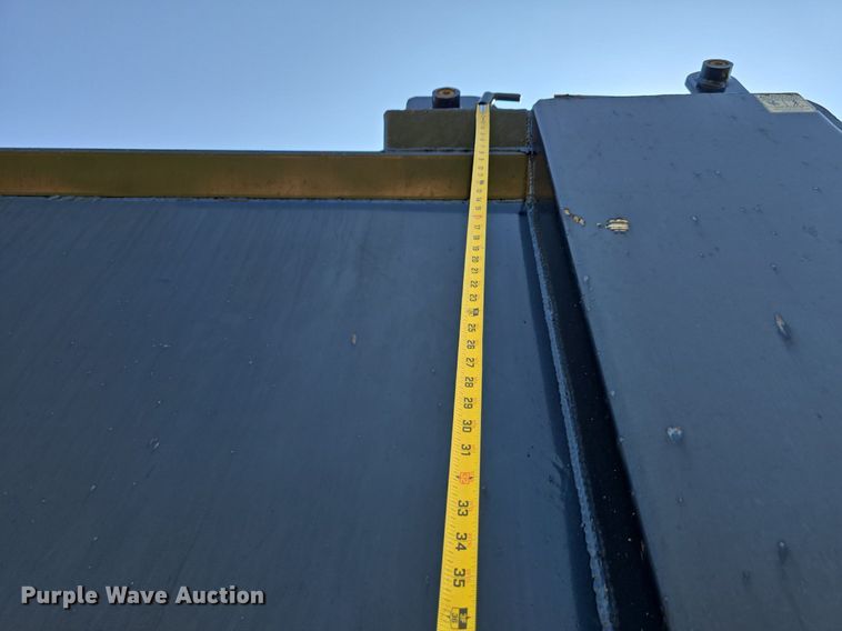 image for item DS4759 2012 Caterpillar CT660 dump truck