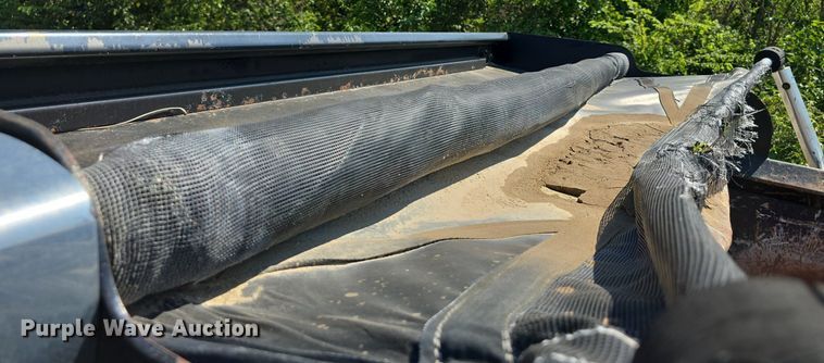 image for item DS4759 2012 Caterpillar CT660 dump truck