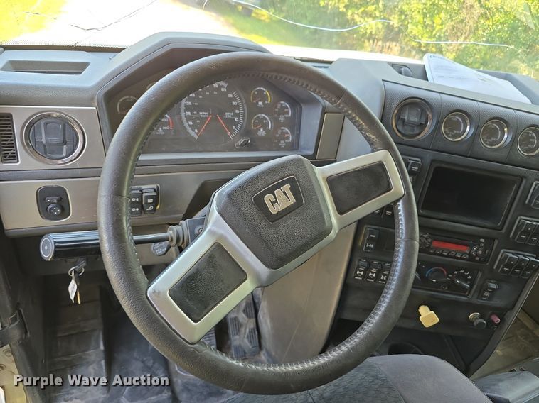 image for item DS4759 2012 Caterpillar CT660 dump truck