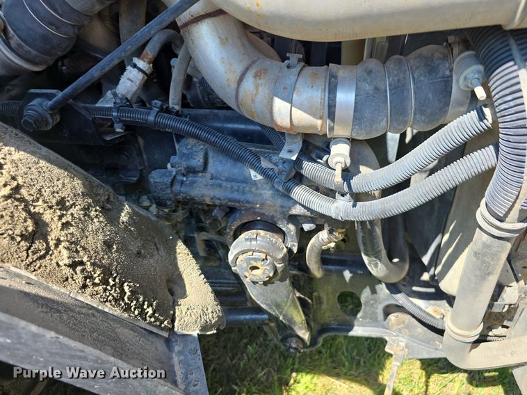 image for item DS4759 2012 Caterpillar CT660 dump truck