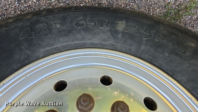 image for item DS4759 2012 Caterpillar CT660 dump truck