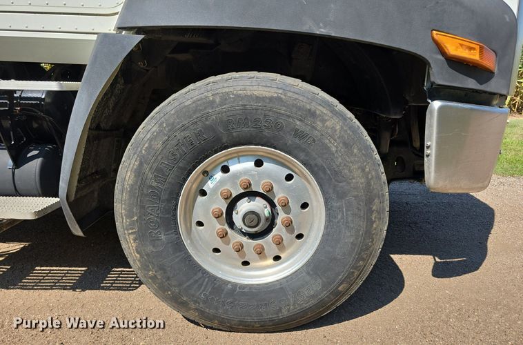 image for item DS4759 2012 Caterpillar CT660 dump truck