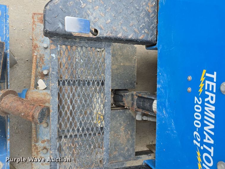 image for item DS4800 2008 Innovatech Terminator 2000-EI floor scraper