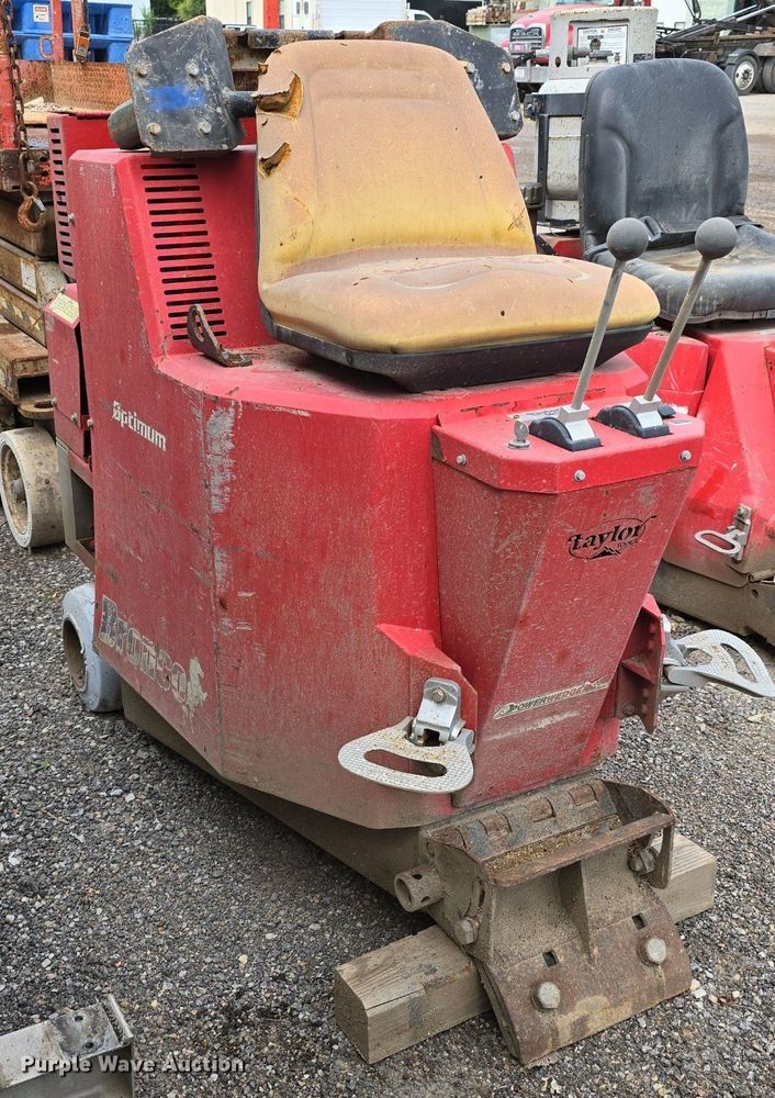 image for item DS4802 Taylor Tools Bronco 896B Hybrid Optimum floor scraper