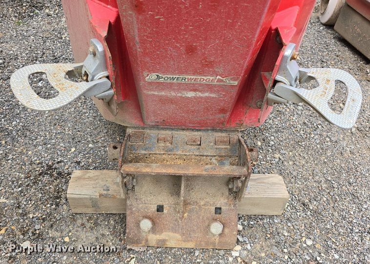 image for item DS4802 Taylor Tools Bronco 896B Hybrid Optimum floor scraper