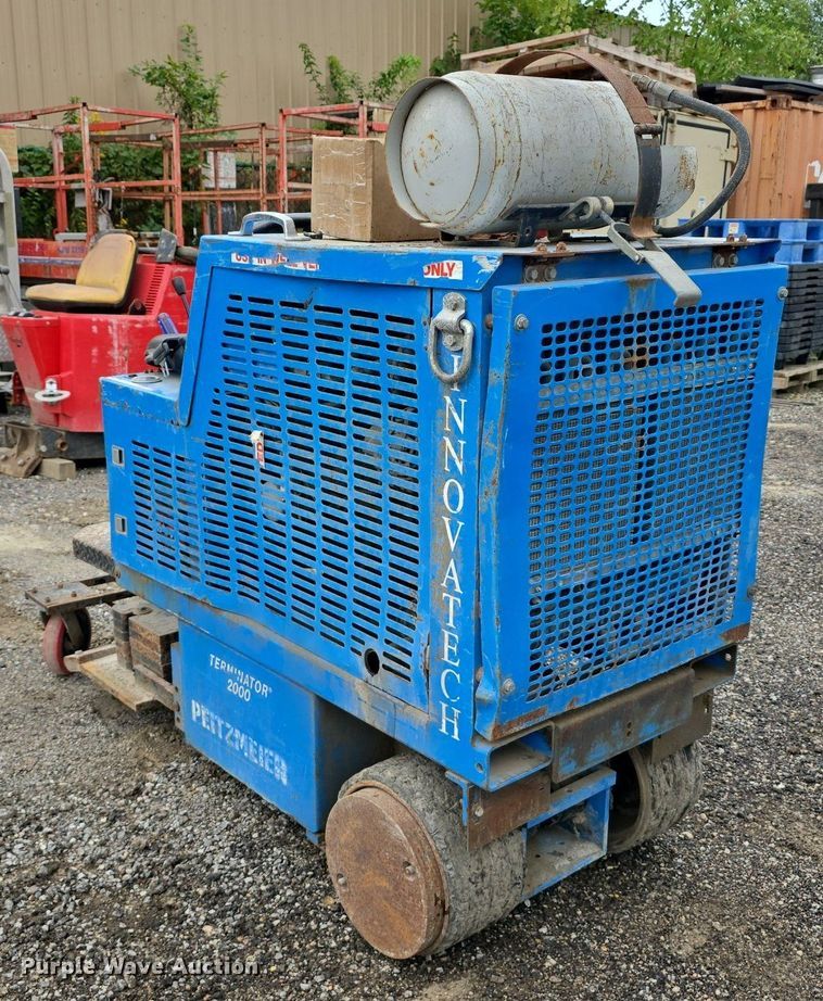 image for item DS4804 Innovatech Terminator 2000 floor scraper