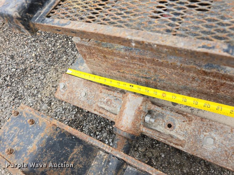 image for item DS4804 Innovatech Terminator 2000 floor scraper