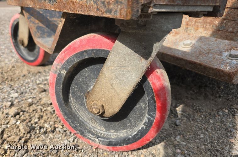 image for item DS4804 Innovatech Terminator 2000 floor scraper