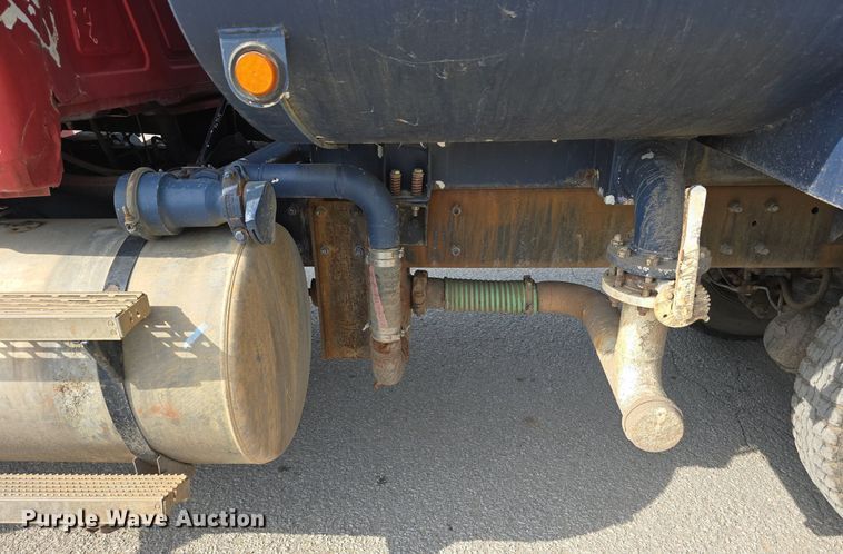 image for item DS4810 1991 Mack  CH613 water truck