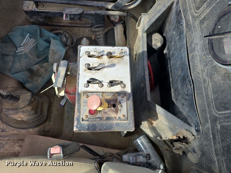 image for item DS4810 1991 Mack  CH613 water truck