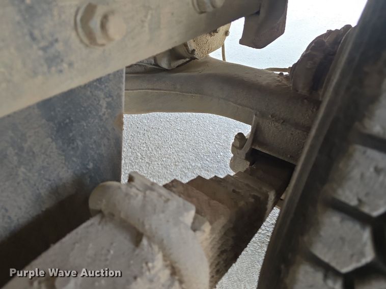 image for item DS4810 1991 Mack  CH613 water truck