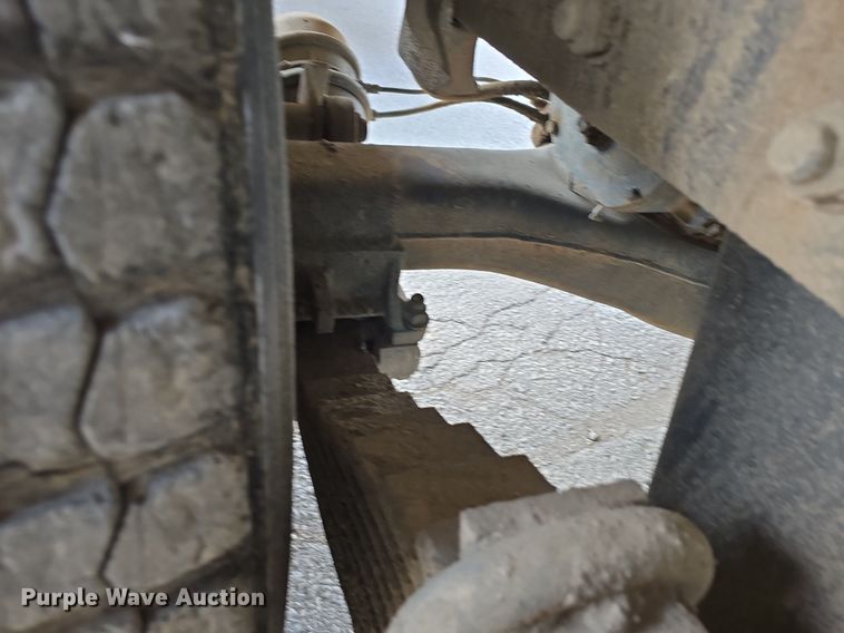 image for item DS4810 1991 Mack  CH613 water truck