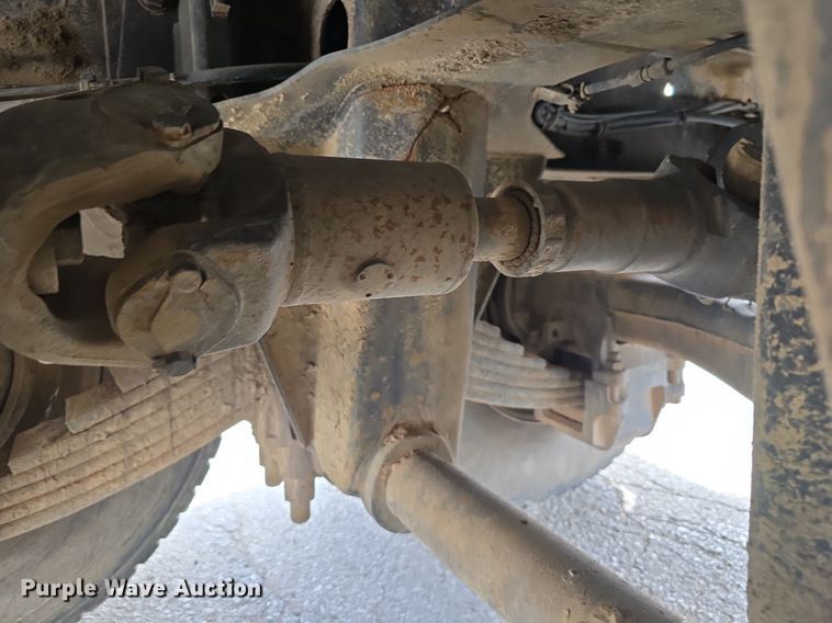 image for item DS4810 1991 Mack  CH613 water truck