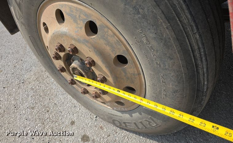 image for item DS4810 1991 Mack  CH613 water truck