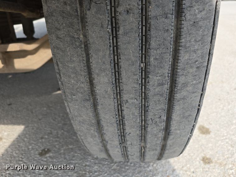 image for item DS4810 1991 Mack  CH613 water truck