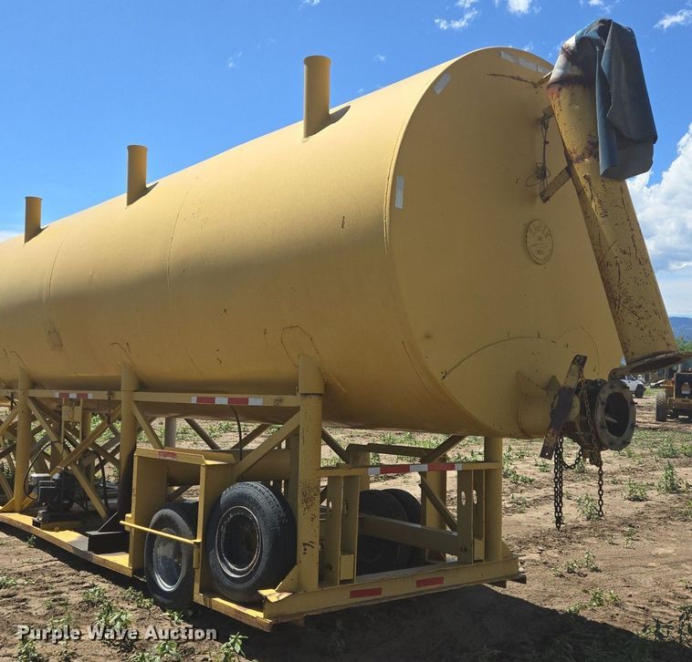 image for item DS7503 1965 Klein KPT-120 water tank